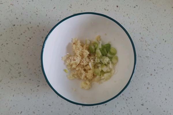 裙带菜豆腐汤的做法图解4
