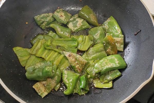 虎皮尖椒的做法图解6