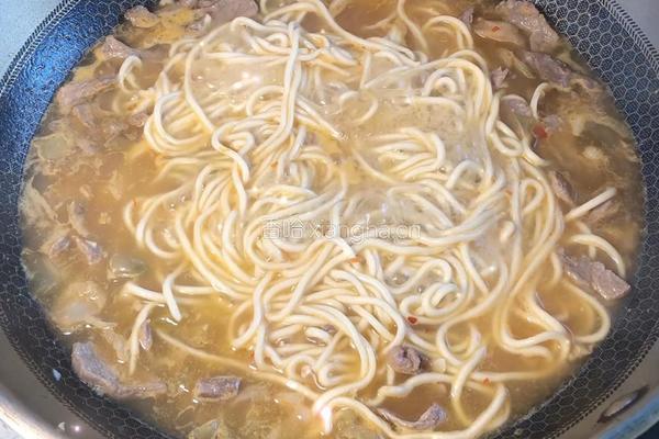 榨菜肉丝汤面的做法图解4