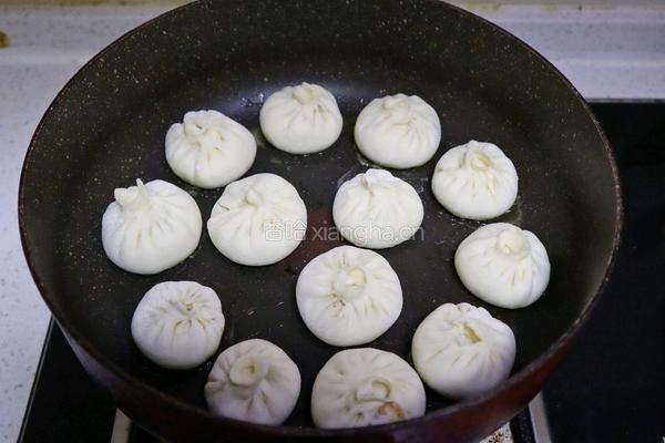孩子最爱早餐水煎小笼❤️煎包子主食的做法图解13