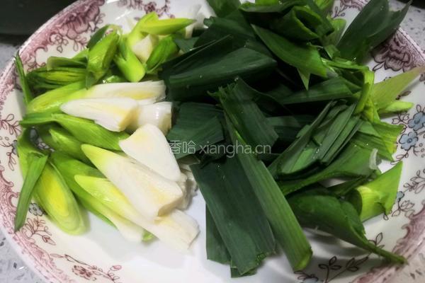木耳平菇肉三鲜的做法图解3