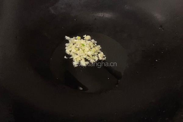 腊肠炒上海青的做法图解3