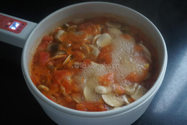 菌菇番茄减脂汤的做法图解7