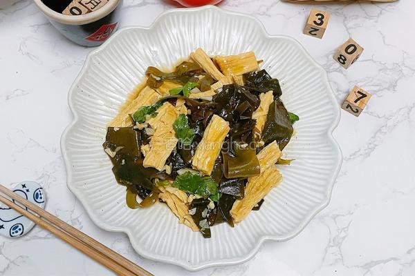 腐竹炒海带的做法图解11