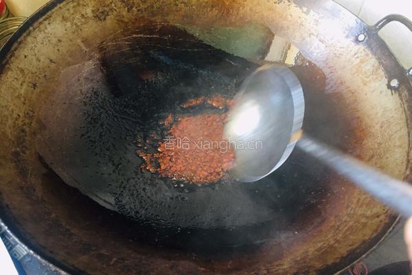 红烧肉烩菜的做法图解4