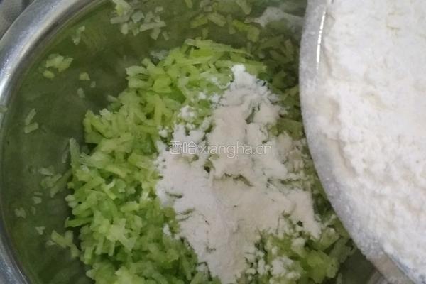 煎水果萝卜饼的做法图解4