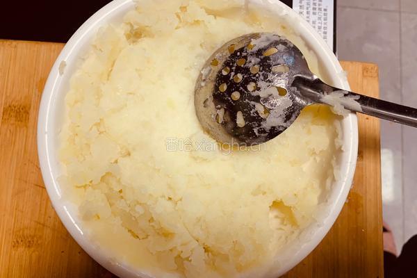 土豆火腿芝士球的做法图解4