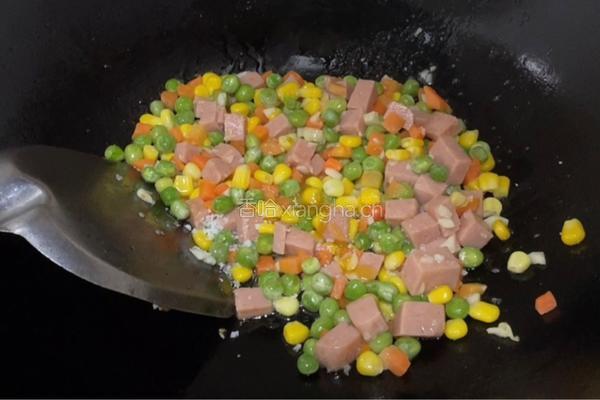 午餐肉炒时蔬的做法图解8