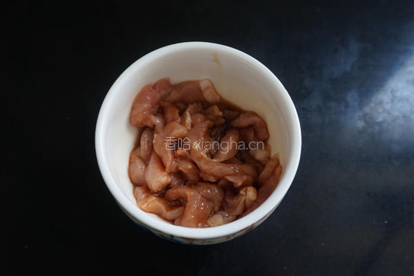 荠菜炒肉丝的做法图解4