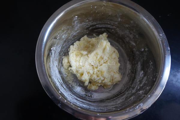荠菜炒土豆疙瘩的做法图解5