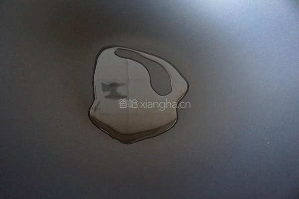 蟹味菇炒鸡蛋的做法图解2