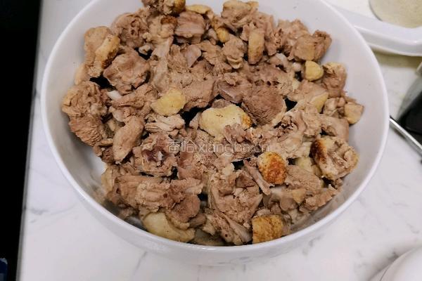 魔芋啤酒鸭的做法图解2