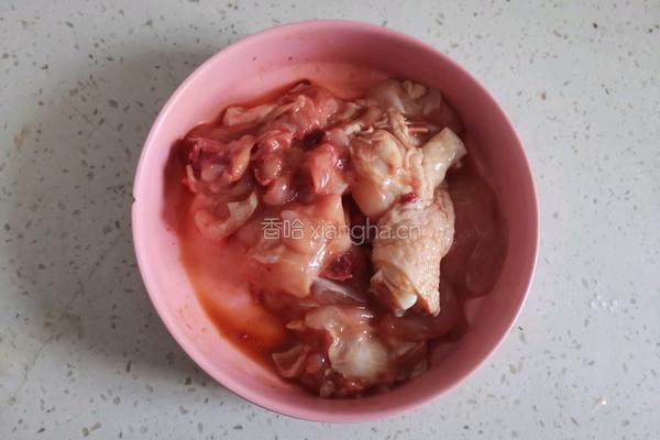 香菇鸡丁米线的做法图解2