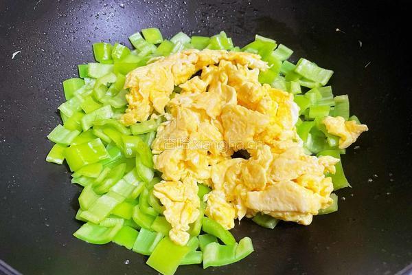 青椒酱鸡蛋的做法图解7