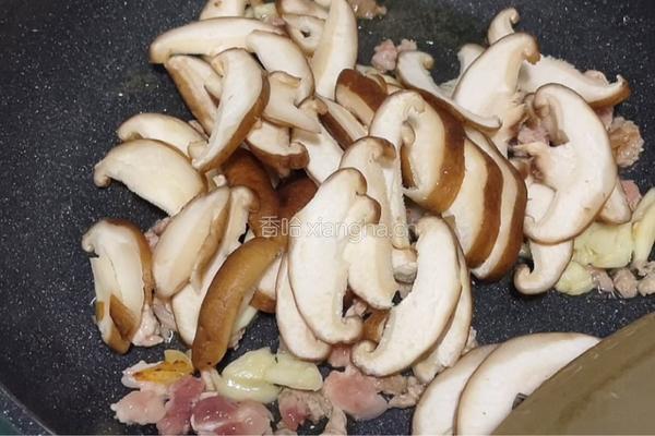 香菇米线的做法图解5