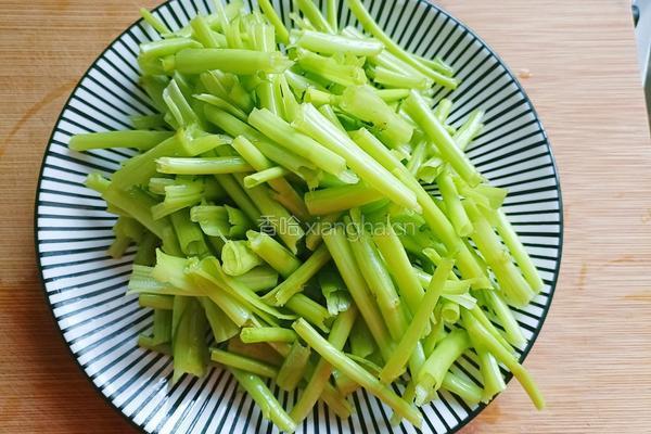 炒空心菜的做法图解1