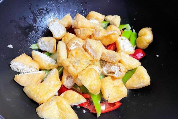 辣椒炒豆泡的做法图解6