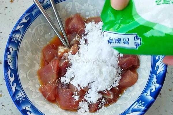 菠萝咕咾肉的做法图解6