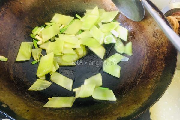 青笋过油肉的做法图解7
