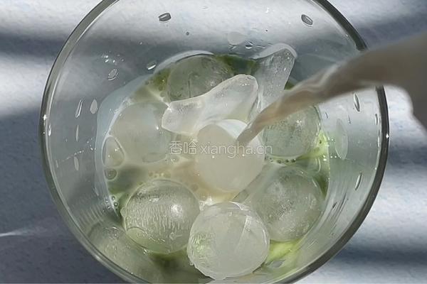 抹茶奶咖的做法图解7