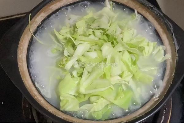 包菜瘦肉粥的做法图解5