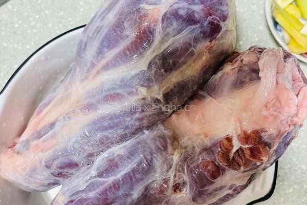 酱牛肉的做法图解1