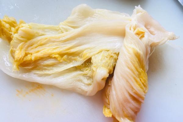砂锅酸菜红烧肉的做法图解2