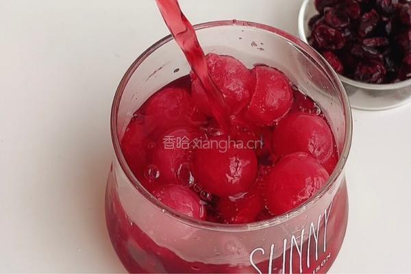 蔓越莓果汁饮的做法图解6