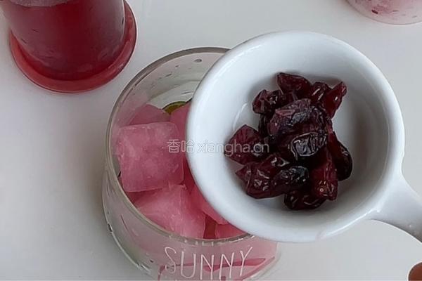 蔓越莓青柠气泡水的做法图解5