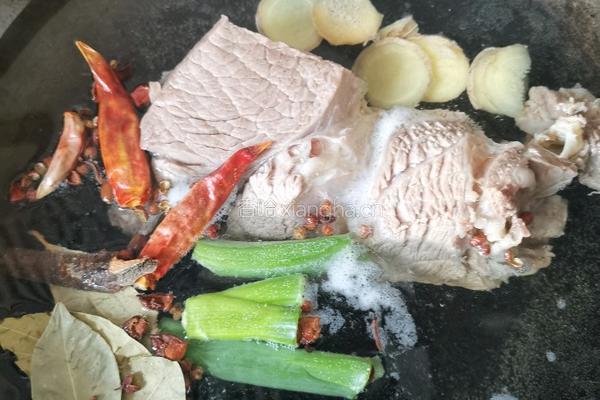 趴牛肉条的做法图解2