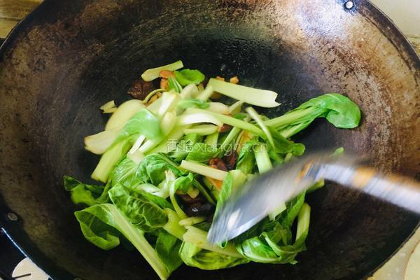 香菇炒油菜的做法图解6