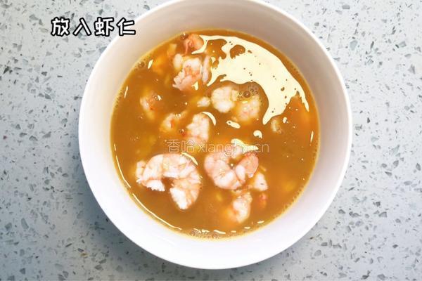 虾仁炒鸡蛋的做法图解2