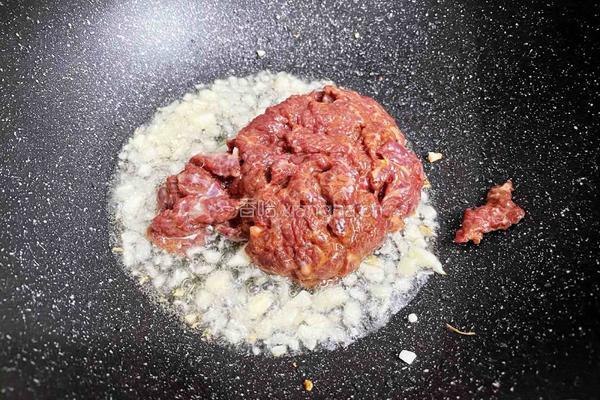 牛肉炒意面的做法图解8