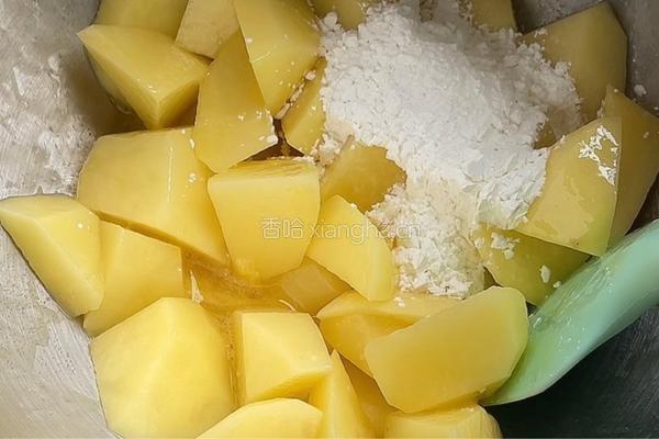 炸土豆块的做法图解5