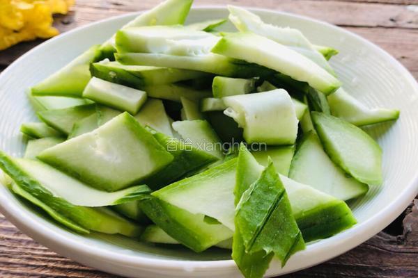 韭菜丝瓜炒肉片的做法图解2