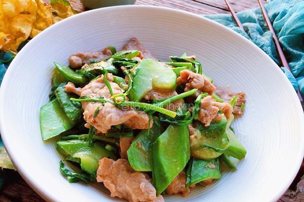韭菜丝瓜炒肉片的做法图解9