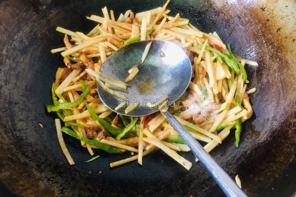 苤蓝炒肉丝的做法图解6