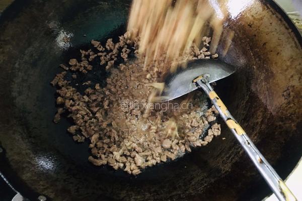 香菇牛肉酱拌面的做法图解6