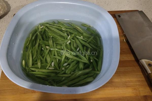 扁豆焖面的做法图解3