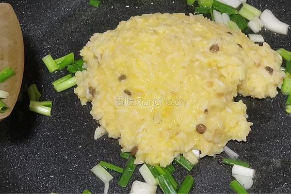 蛋炒饭的做法图解6
