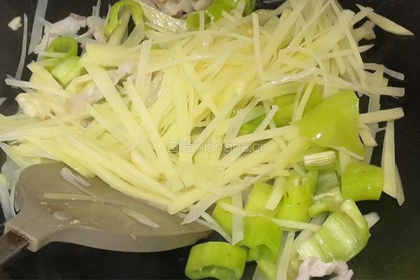 土豆丝炒青椒肉片的做法图解6