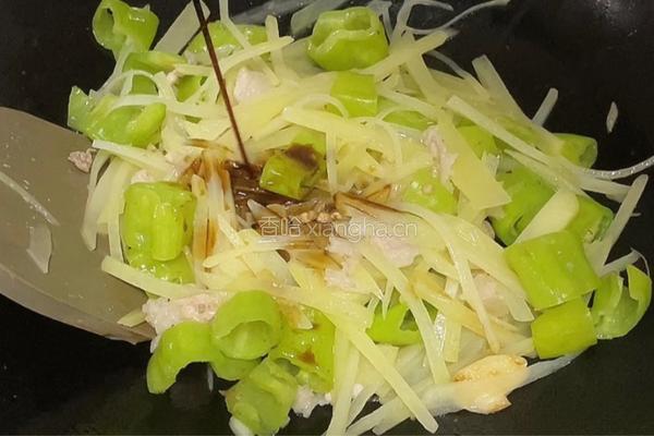土豆丝炒青椒肉片的做法图解7