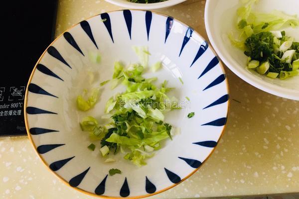 清汤小馄饨的做法图解2
