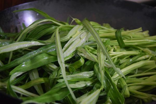 蒜蓉空心菜的做法图解4
