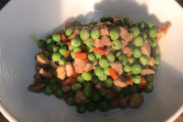 豌豆米炒肉丁的做法图解10