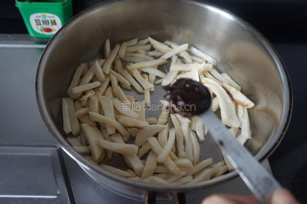 酱香杏鲍菇 的做法图解4