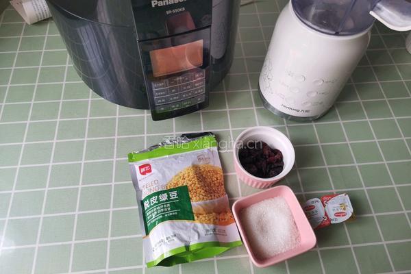奶香蔓越莓绿豆糕的做法图解1