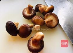 香菇油菜的做法图解1