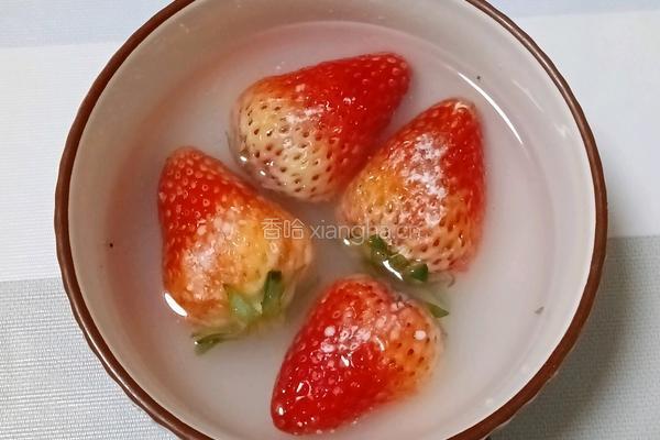 草莓酸奶吐司的做法图解1