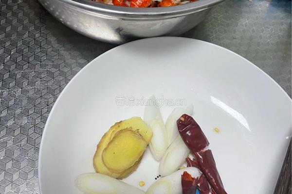 麻辣炒虾尾的做法图解3